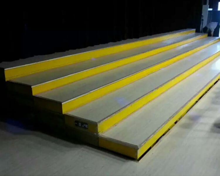 The Stepped Lifting Stage Platform